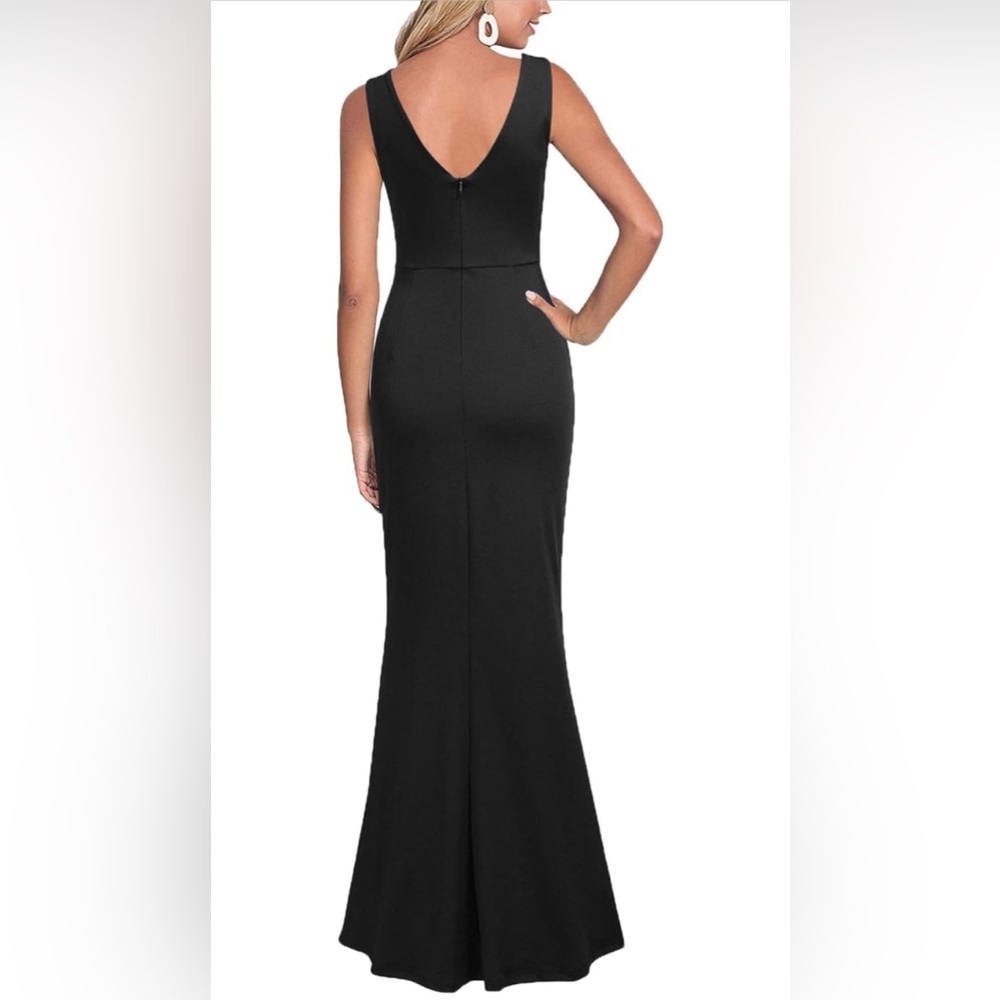 NWT Elegant Hunter Green Sleeveless Maxi Dress - Picture 3 of 8